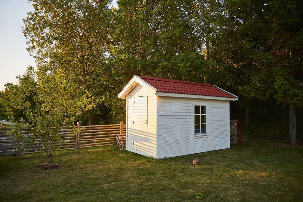 12x24 Shed Plans: DIY Guide To Building Your Own Spacious Outdoor Storage