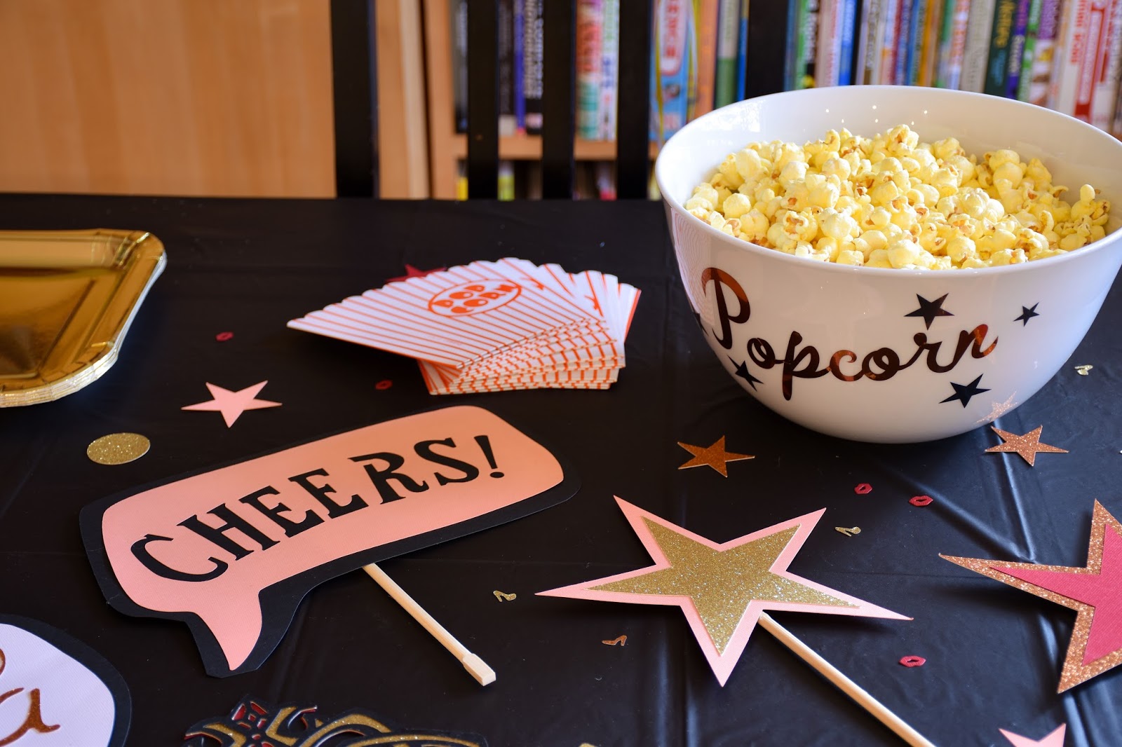 DIY Oscar Party: Elevating Your Home Entertainment Space