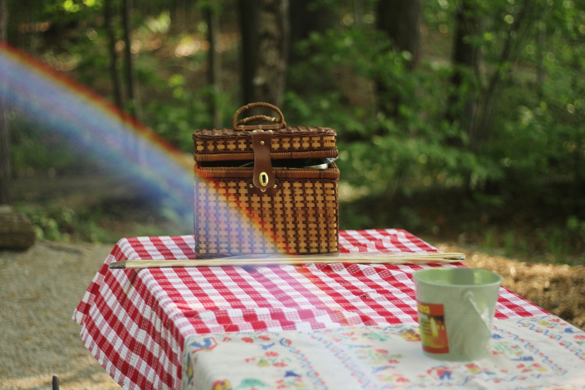 Easy DIY Picnic Table Plans For Outdoor Gatherings