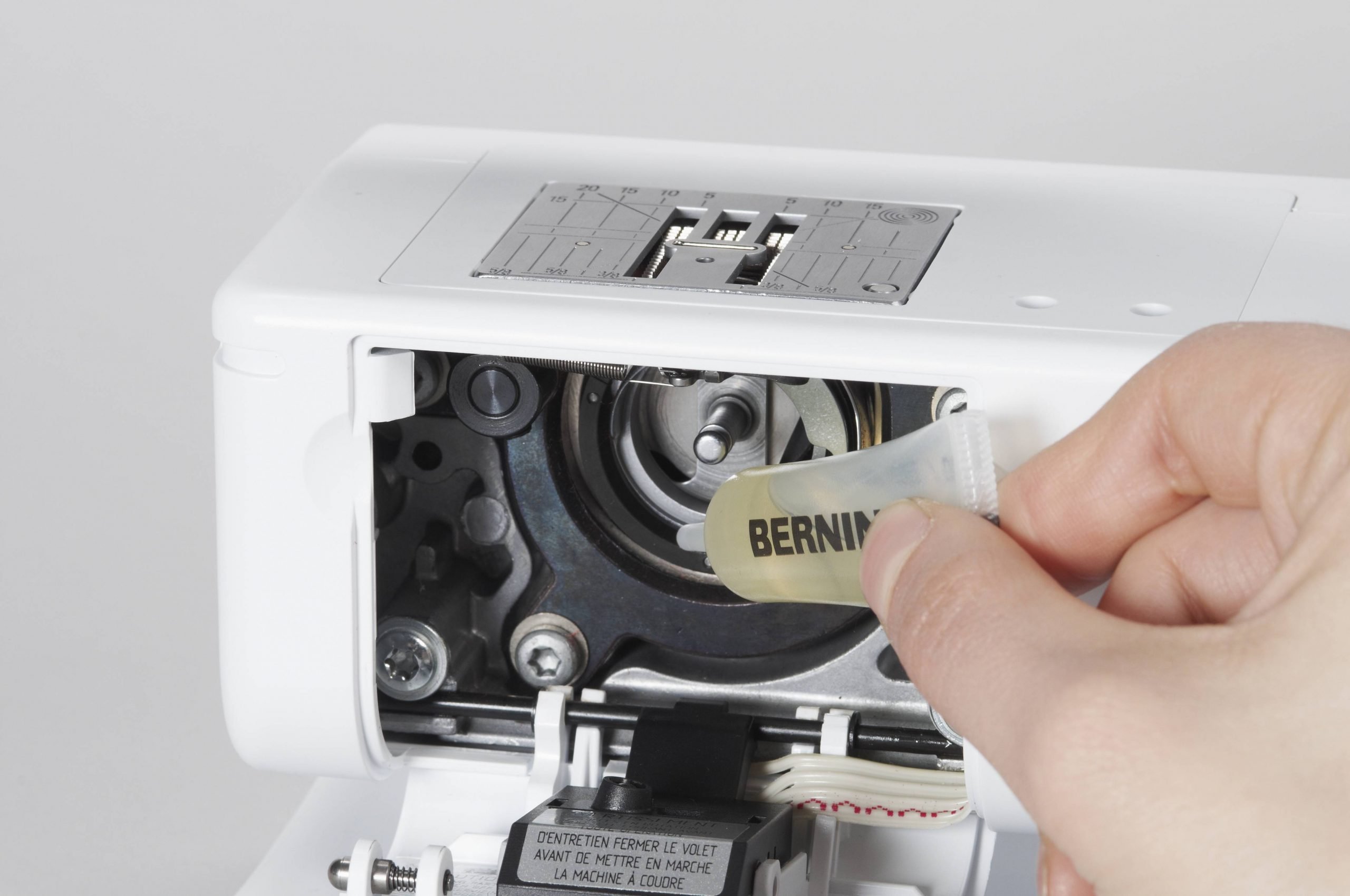 How To Properly Oil Your Sewing Machine For Longevity