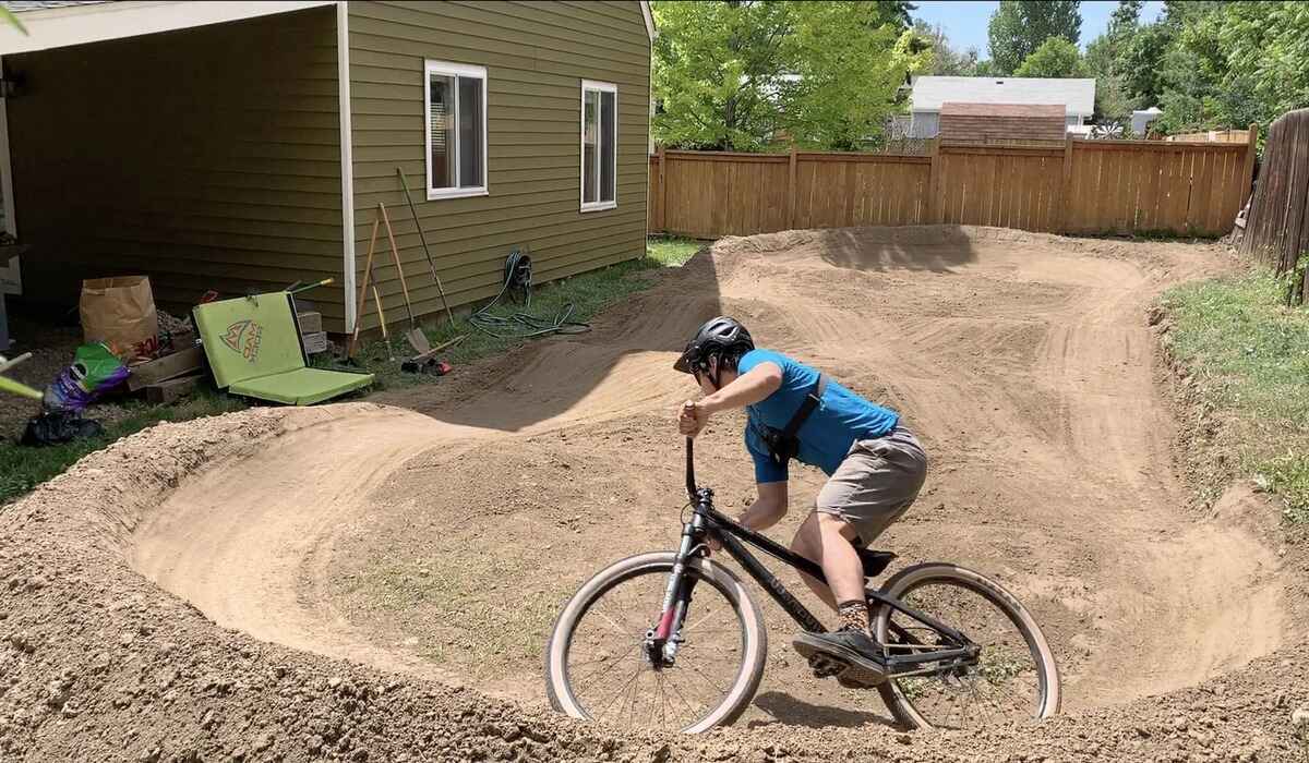 How To Build A Dirt Bike Track