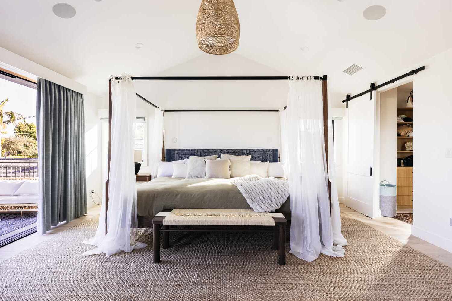 DIY Canopy Bed: Create Your Dream Bedroom Retreat