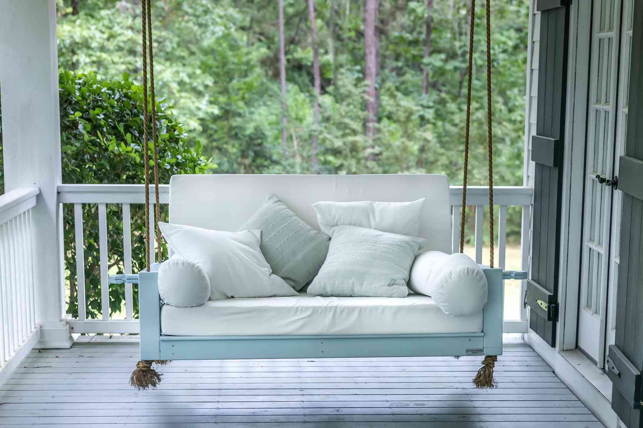 DIY Porch Swing Plans: Create Your Own Relaxation Spot