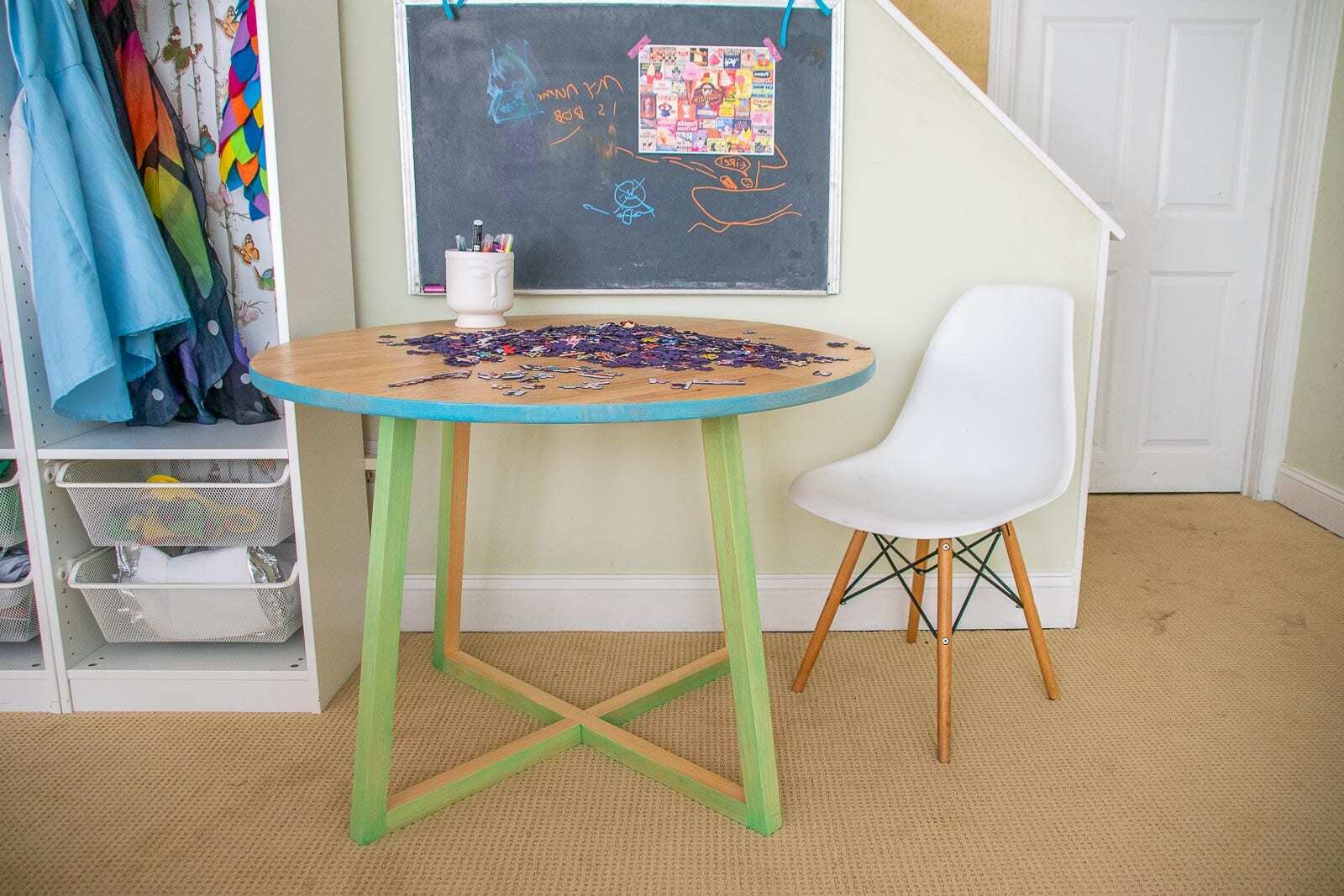 Dye Table DIY: Transform Your Furniture With Vibrant Colors