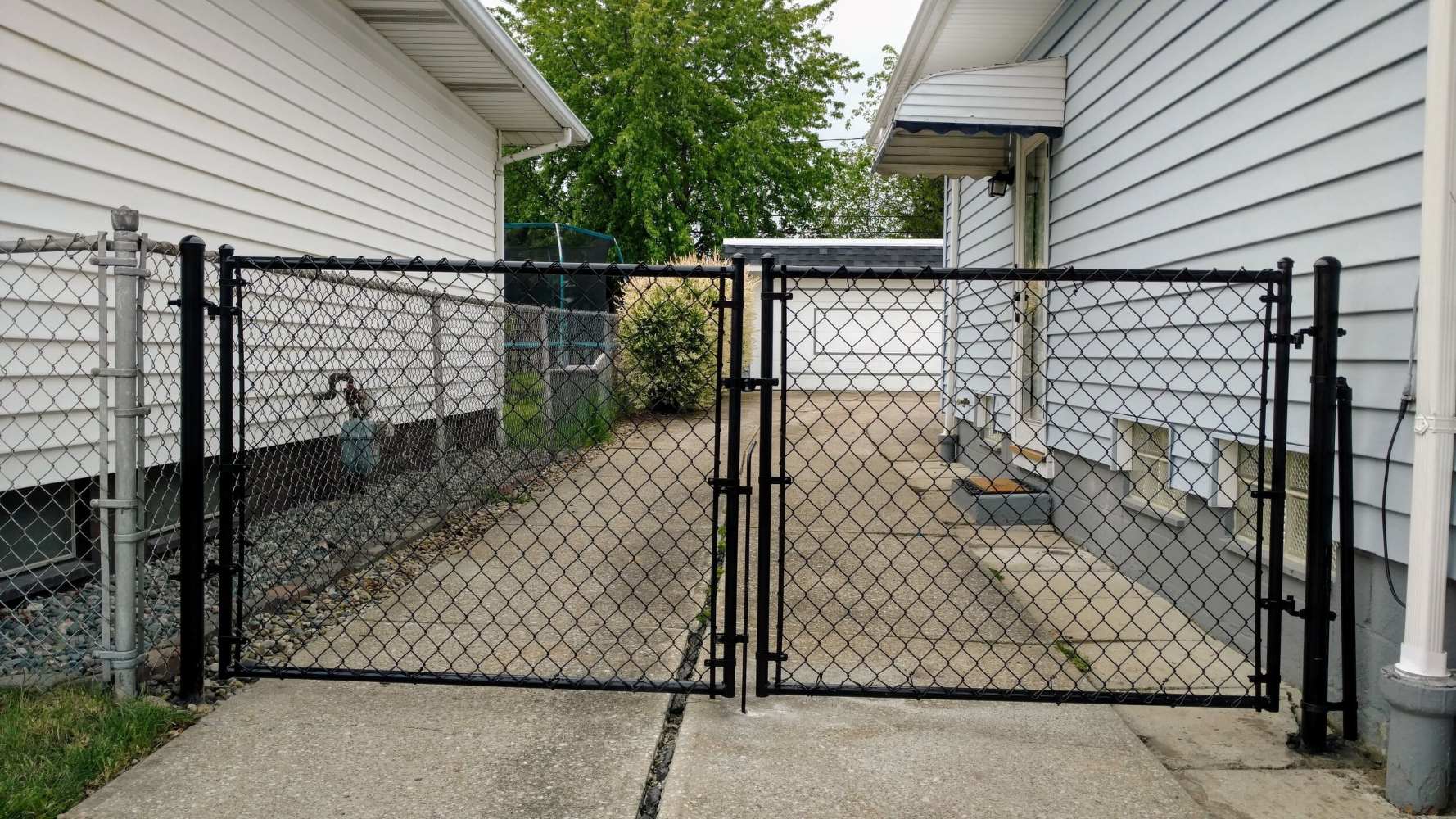 How To Build A Chain Link Gate
