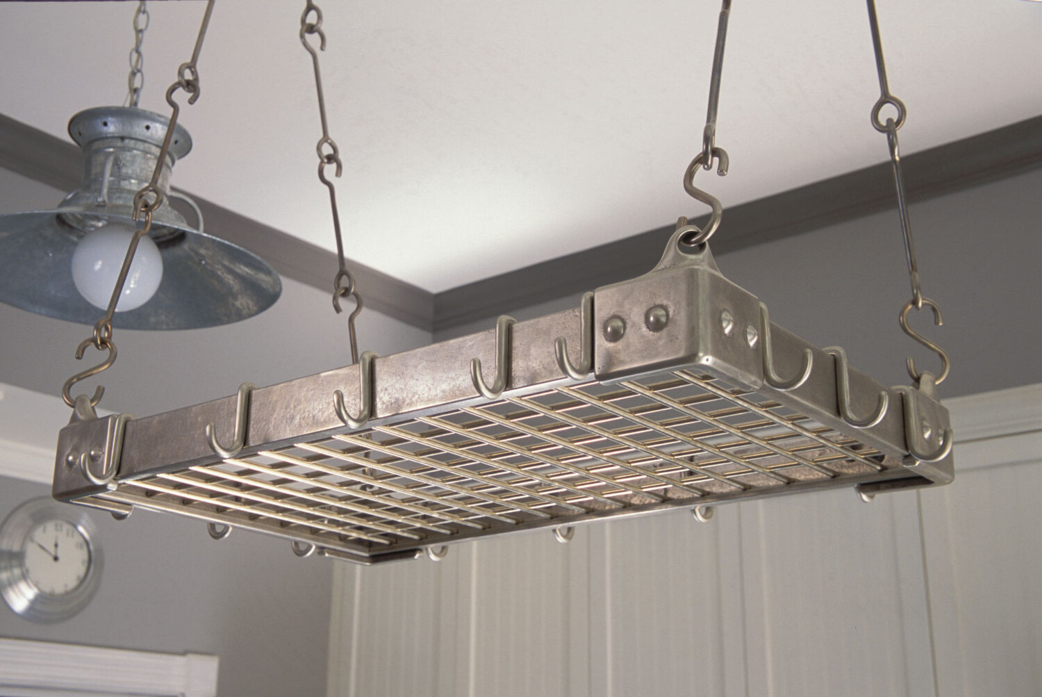 DIY Hanging Pot Rack: Step-by-step Guide