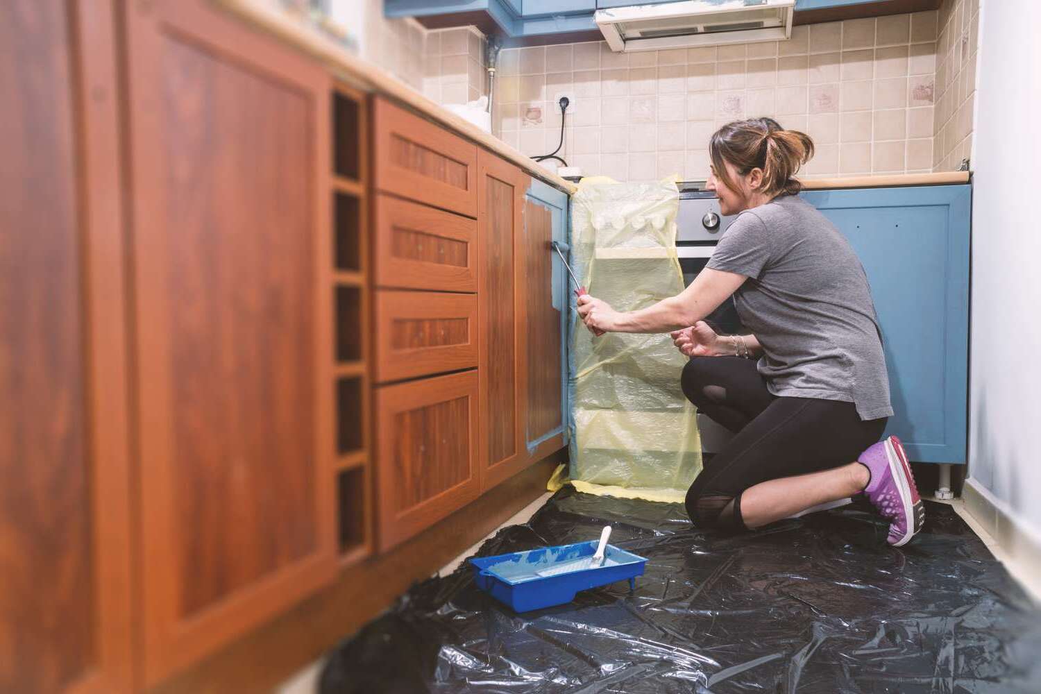 DIY: How to Paint Kitchen Cabinets