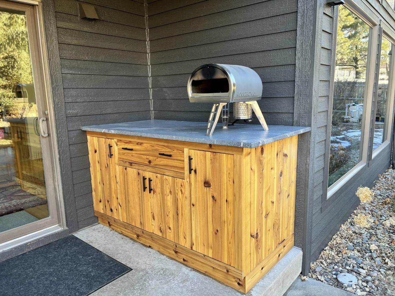 DIY Outdoor Pizza Oven Table: Step-by-step Guide