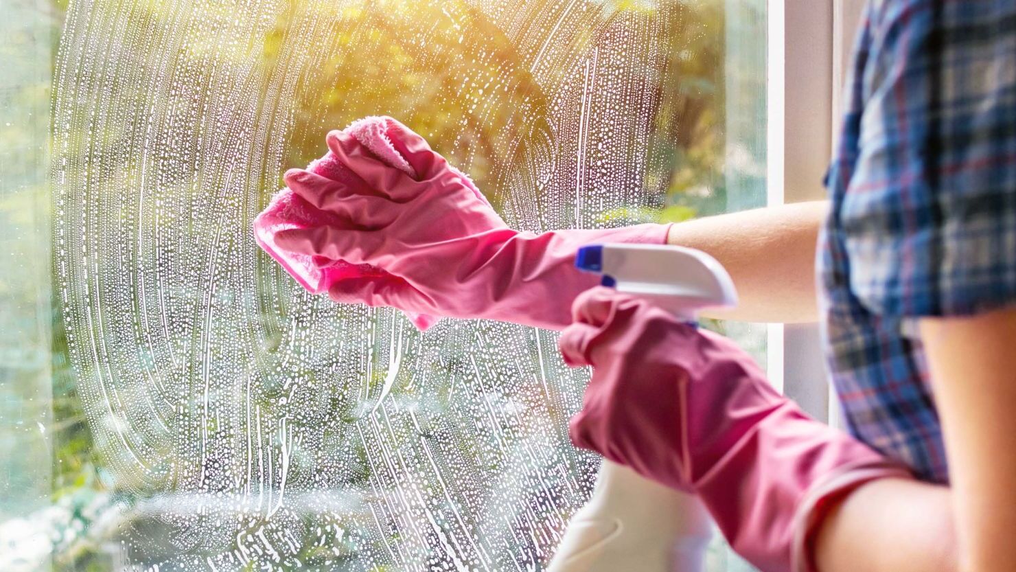 DIY Window Washing Solution: How to Make Your Own