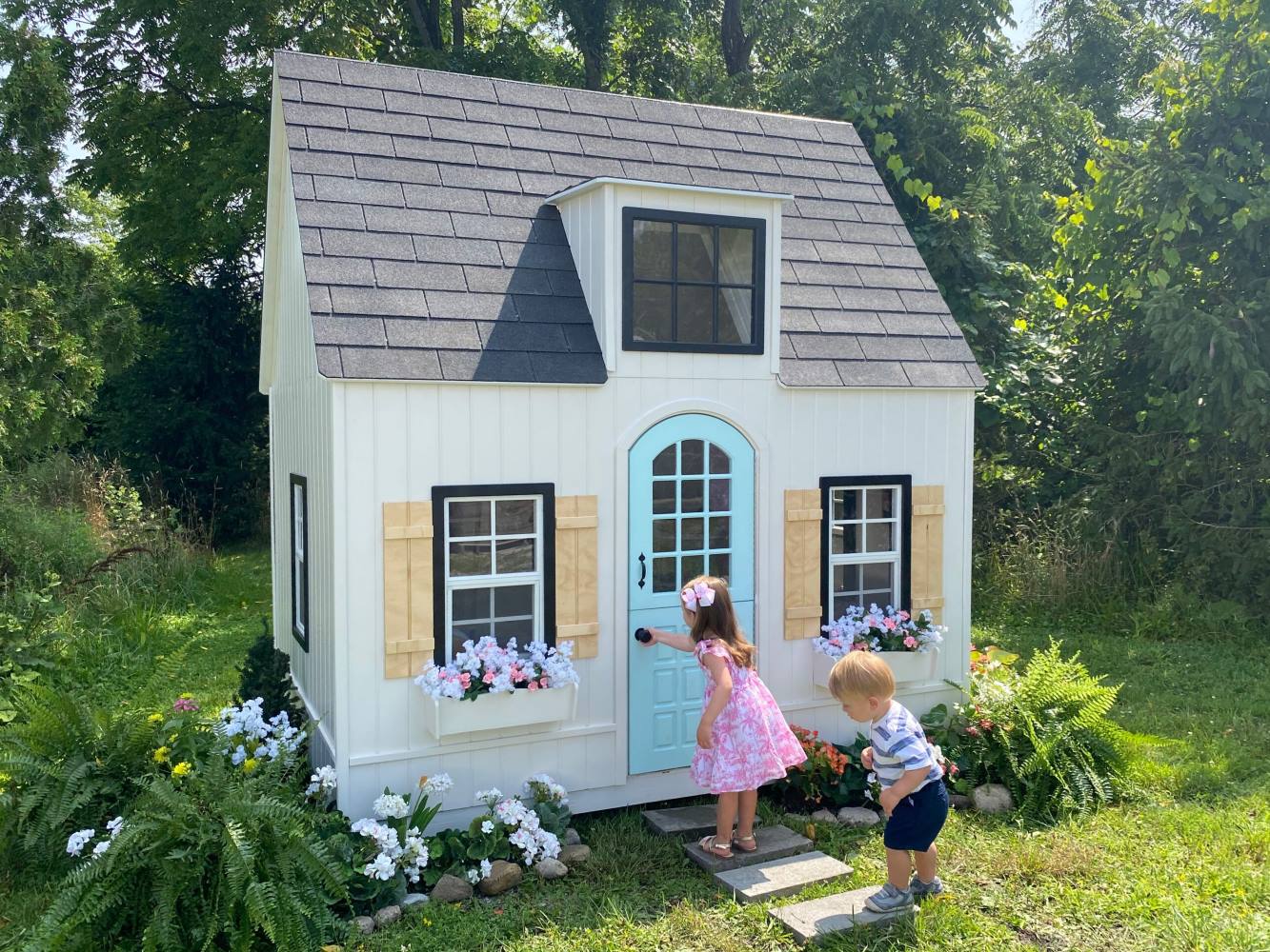 DIY Playhouse Door Ideas