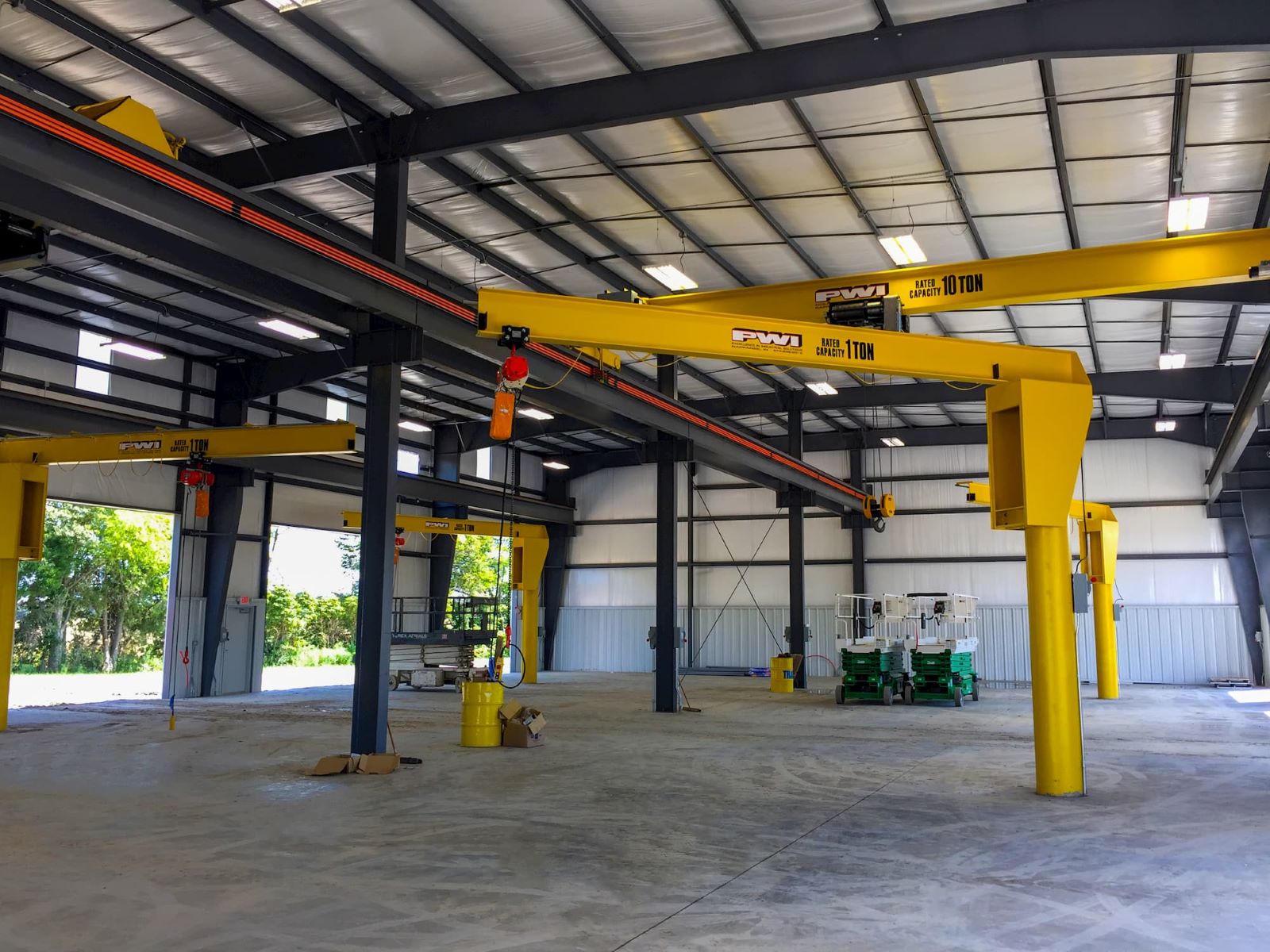 How to Build a DIY Garage Gantry Crane