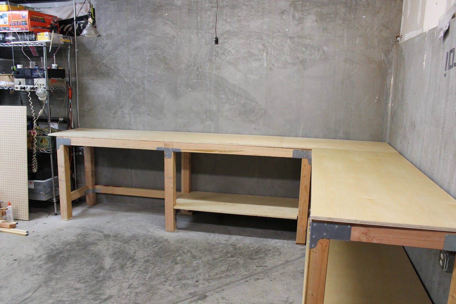 How to Build a DIY Garage Workbench