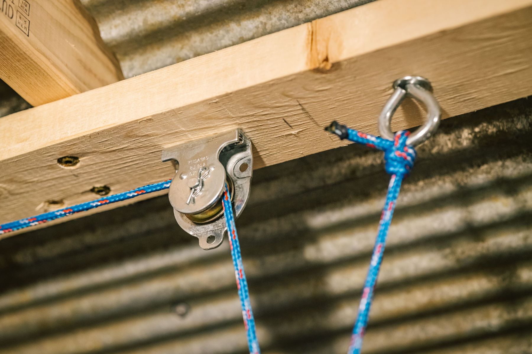 How to Build a DIY Pulley System for Garage