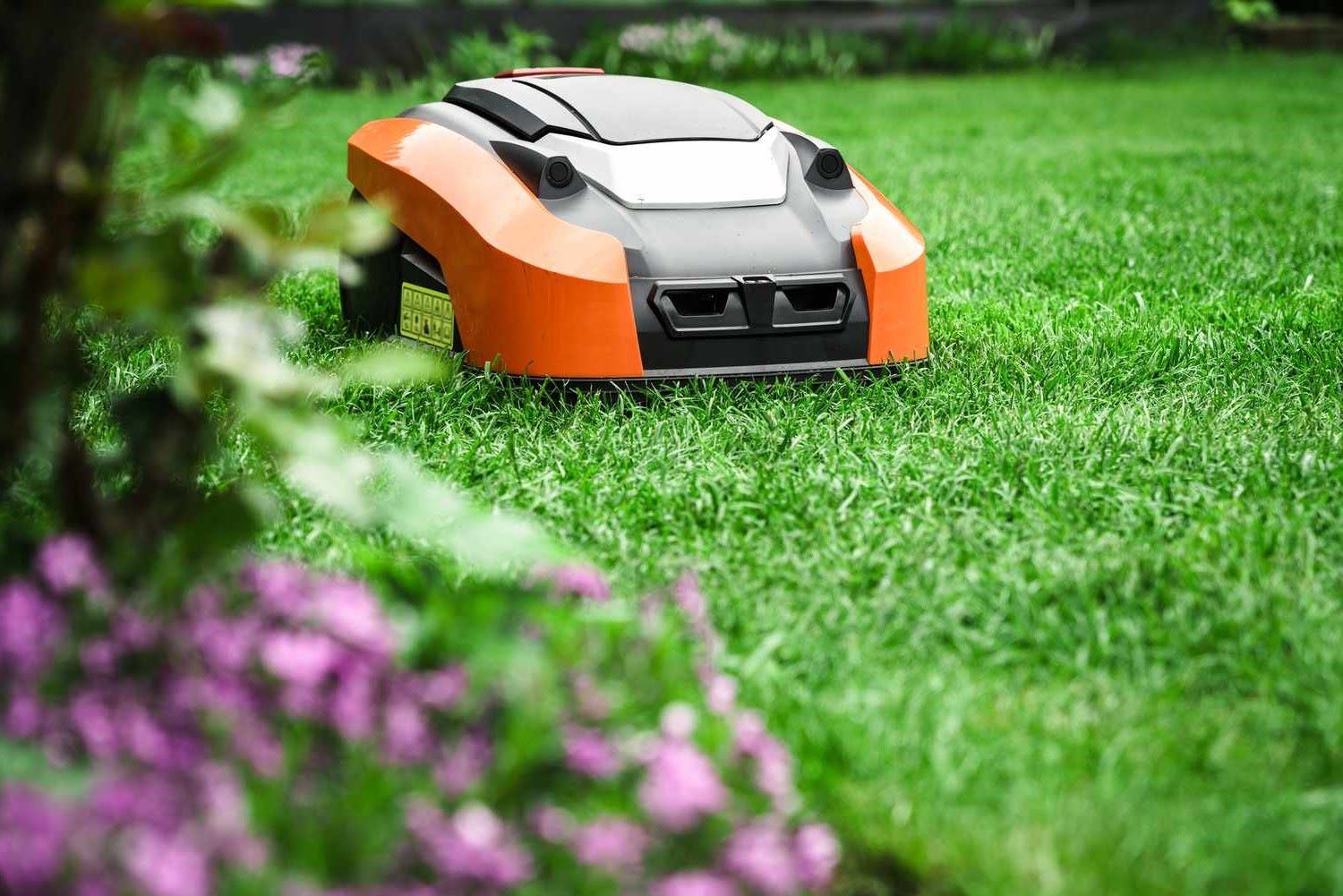 How to Build a DIY Robot Mower for Your Garage