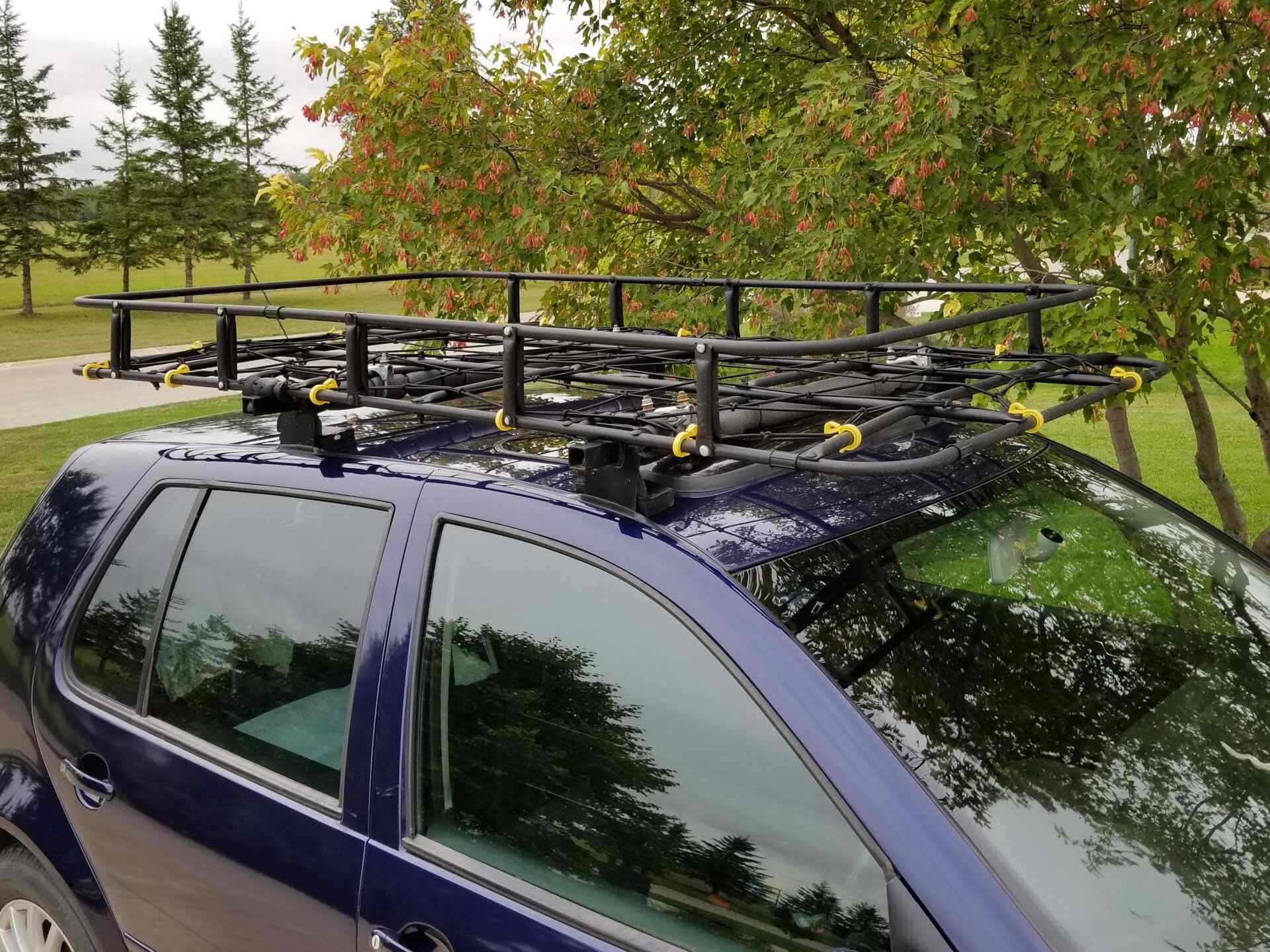 How to Build a DIY Roof Rack | Twigandthistle