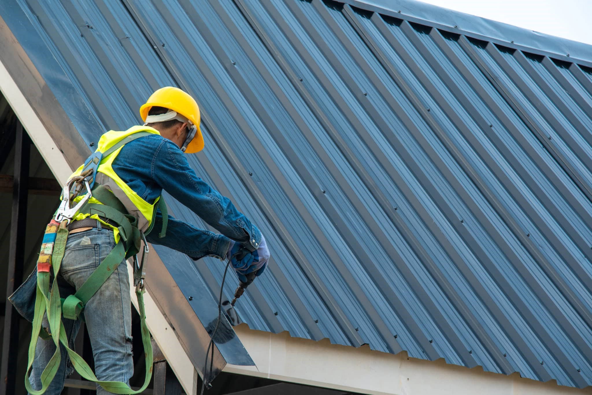 How to Install Metal Roofing