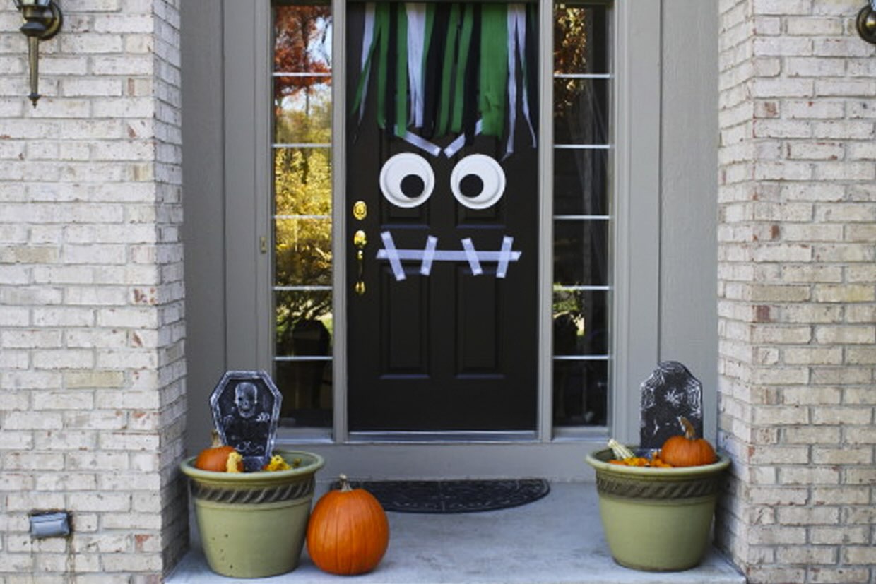 Spooky DIY Halloween Door Decorations